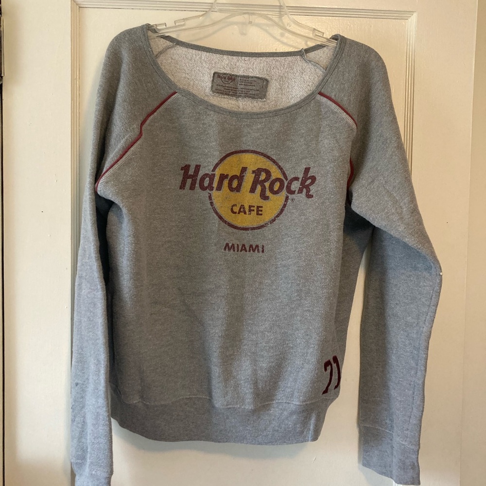 Hard Rock Cafe shirt